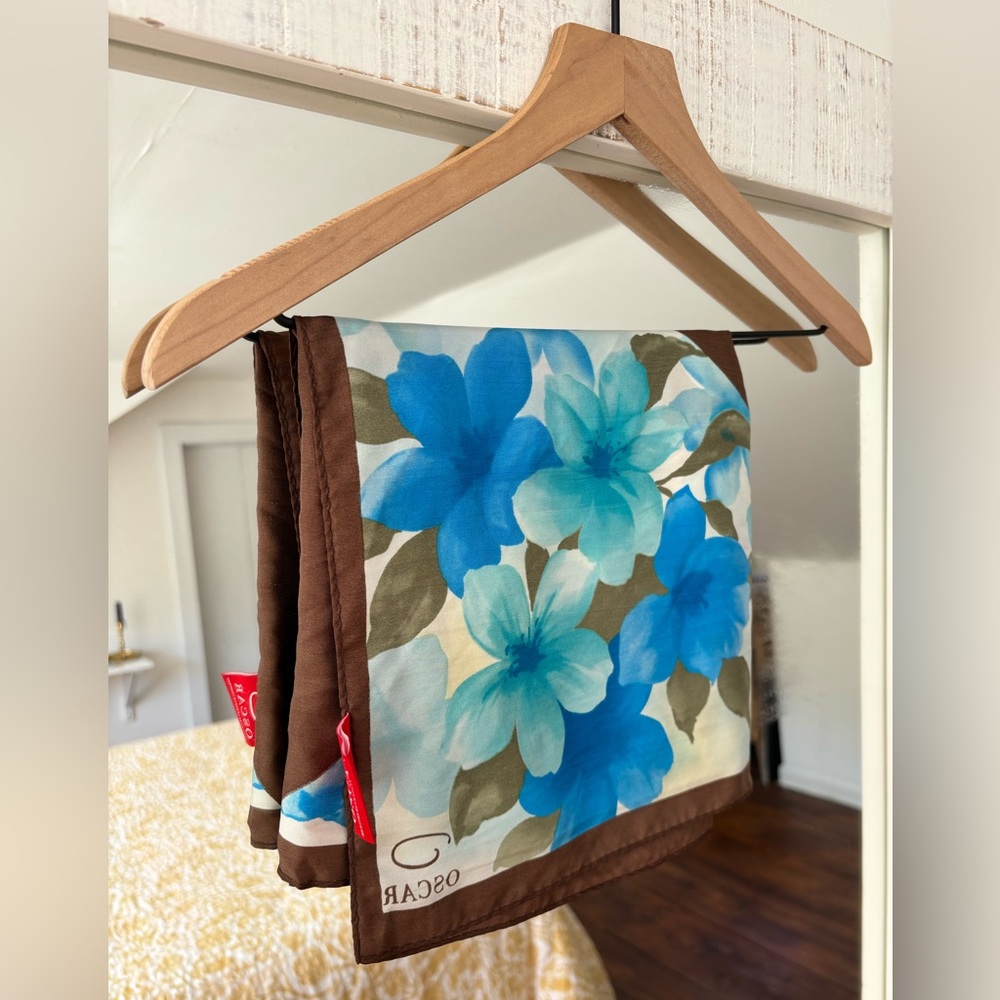 Oscar De La Renta Silk Floral Scarf